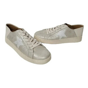 White Raven Silver Star Metallic Low Top Leather Sneaker 8.5